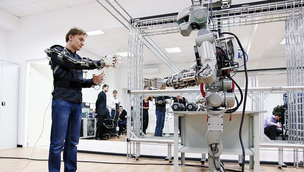 5 особенностей разработки российского робота Фёдора (1487527156)