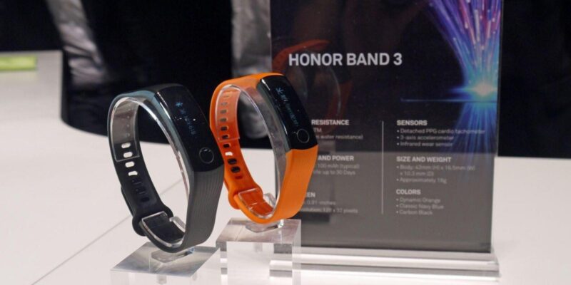 Huawei выпустила браслет Honor Band 3 (WtDaGs8dYRTQ5gvosR69iA)