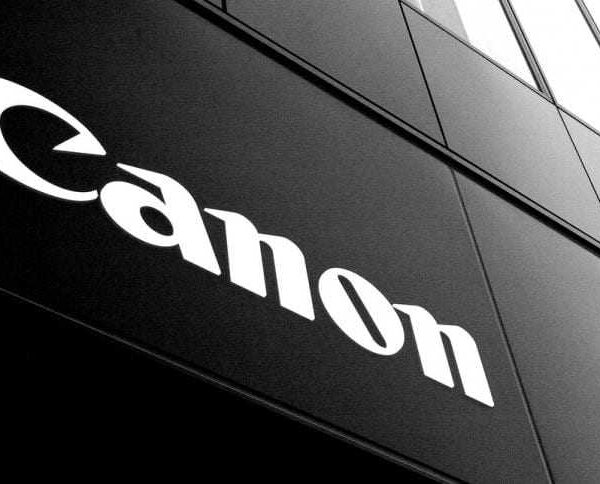 Canon анонсировала полнокадровый фотоаппарат EOS RP (canon logo 120)