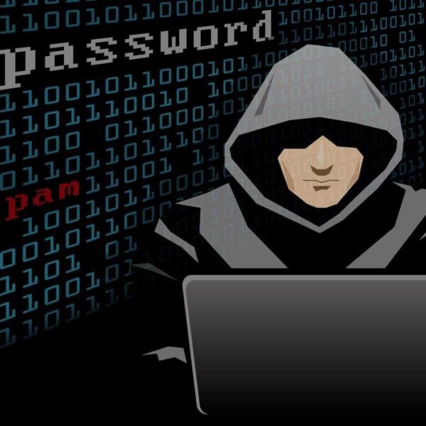 18+. Хакеры атакуют посетителей порносайтов (1526035822 hacker mac)