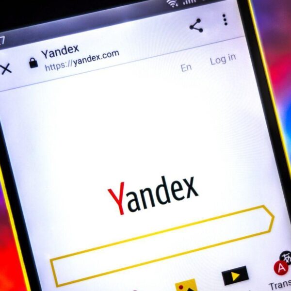 Яндекс.Мессенджер совместят с Яндекс.Дзен (shutterstock 1354249376)