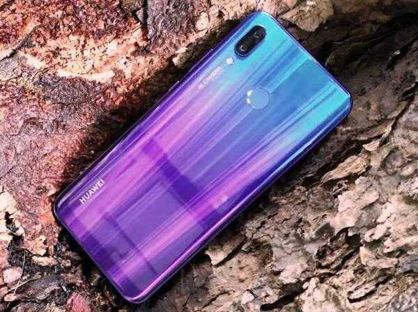 Huawei выпустил Huawei nova 3 в России. Цены и характеристики (dc Cover ac4kdbkqog9tc2rpgkfhlj6f00 20180813171559.Medi)