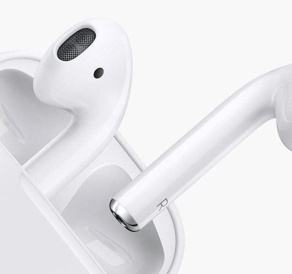 Молния: Apple выпустила новые наушники AirPods. Фото, характеристики и цена в России (naushniki d 850)