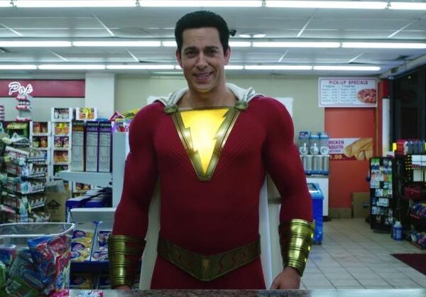 DC показала "Shazam!" фанатам на 2 недели раньше релиза (shazam zachary levi trailer)