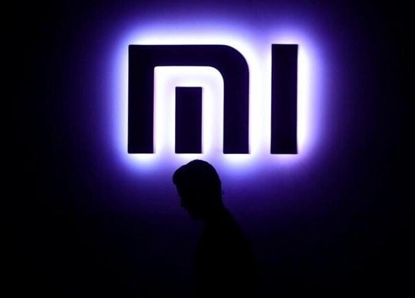 Xiaomi избавится от славы "дешевого бренда". Эту нишу займет бренд Redmi, ставший отдельной компанией (mi2)