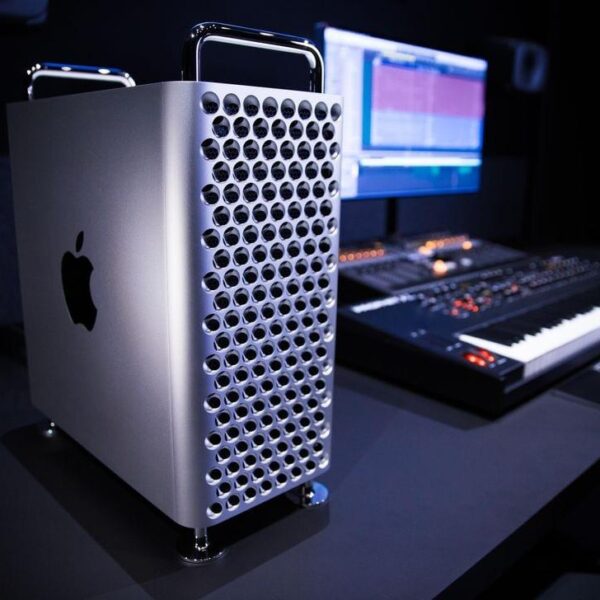 Apple выпустила новый Mac Pro и экран Pro Display XDR (apple wwdc 2019 mac pro3620)