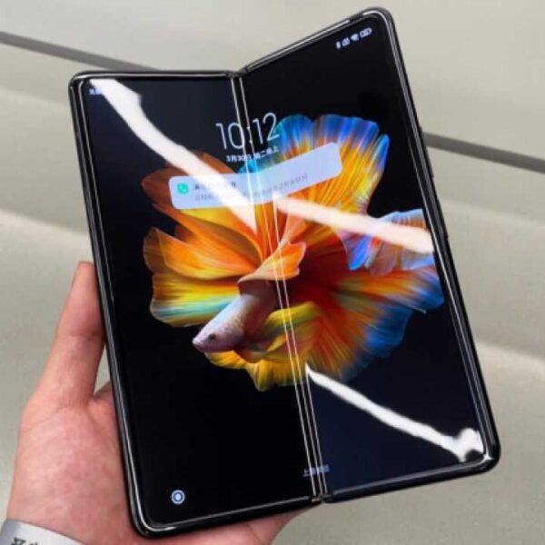 Xiaomi Mi Mix Fold протестируют при складывании и раскладывании вживую (xiaomi mi mix fold cover 1280x720 1)