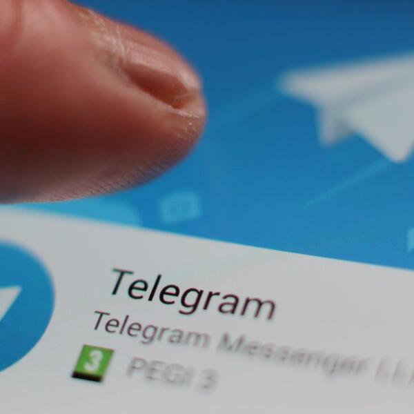 Telegram получил обновление с возможностью генерации уникальных обоев (telegram)