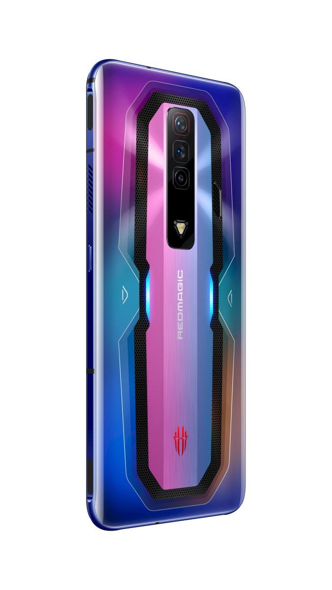 Nubia представила Red Magic 7 и 7 Pro с зарядкой на 135 Вт, камерой UD и улучшенным охлаждением (gsmarena 005 3)