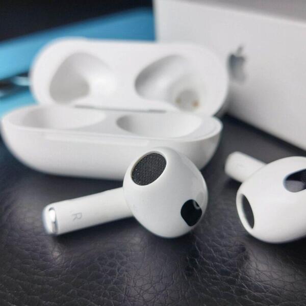 Apple AirPods 3