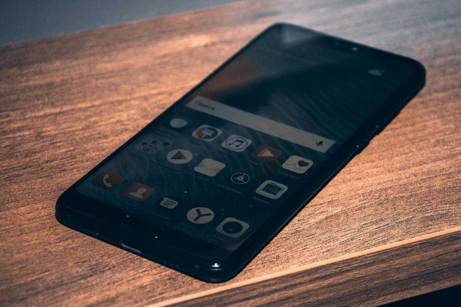 Обзор Huawei P20. Круче только Mate