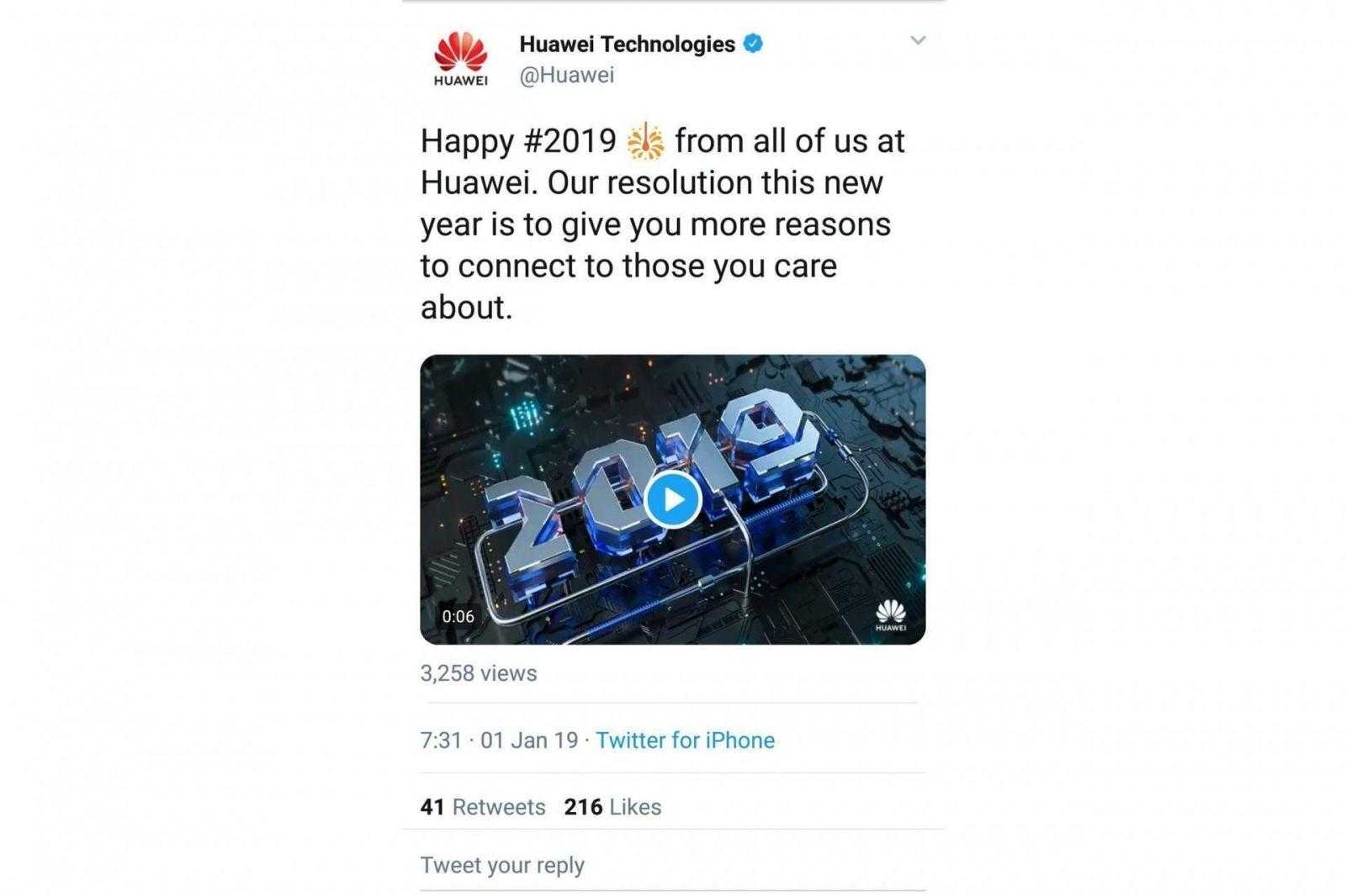 Huawei понизила в должности двух сотрудников и сократила их зарплату за пост с iPhone Huawei понизила в должности двух сотрудников и сократила их зарплату за пост с iPhone