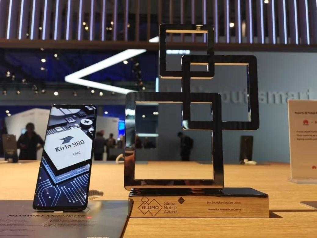 Huawei Mate 20 Pro признан лучшим смартфоном на MWC 2019