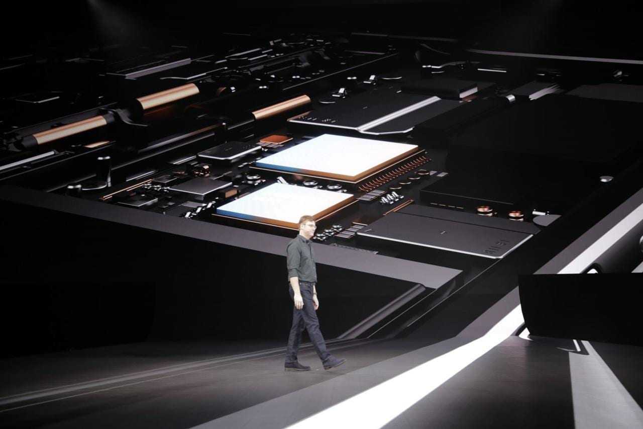 Samsung официально анонсировал складной смартфон Galaxy Fold