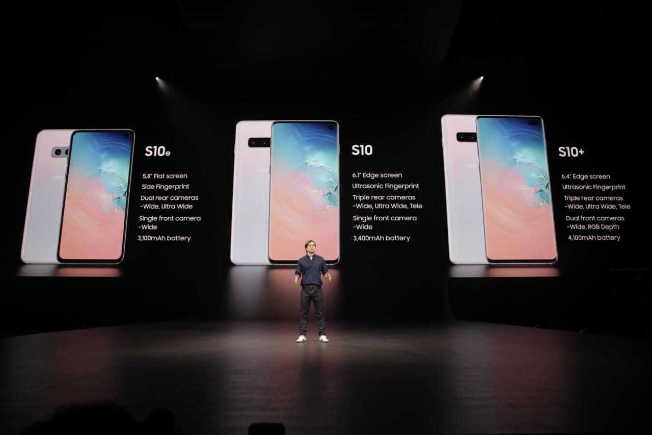 Samsung представил новые смартфоны Galaxy S10 и S10e