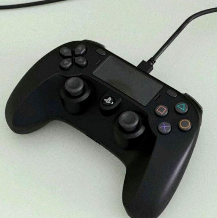В Сеть утекли фотографии DUALSHOCK 5