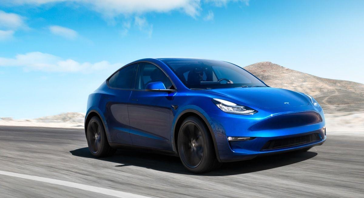 Tesla представила компактный электрокроссовер Model Y