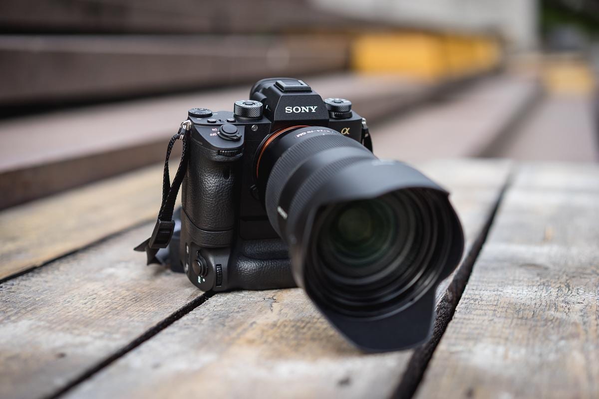 Sony обновила ПО для камер α9 и α7 множеством возможностей для съемки Sony обновила ПО для камер α9 и α7 множеством возможностей для съемки