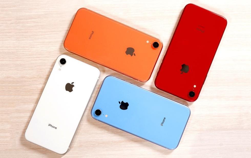 Apple выпустит iPhone с полноэкранным Touch ID в следующем году Apple выпустит iPhone с полноэкранным Touch ID в следующем году