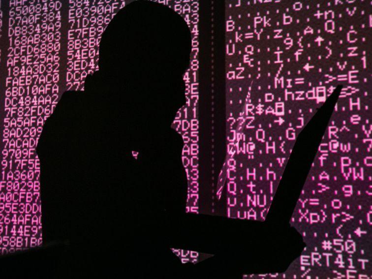 Исходный код веб-версии Instagram содержал личную информацию тысяч пользователей Исходный код веб-версии Instagram содержал личную информацию тысяч пользователей