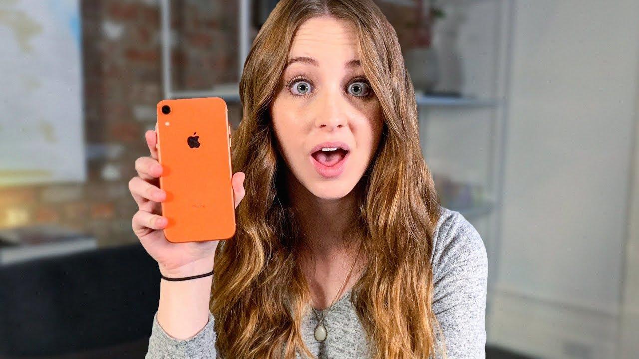 Apple вернула функцию рации в часы Apple Watch