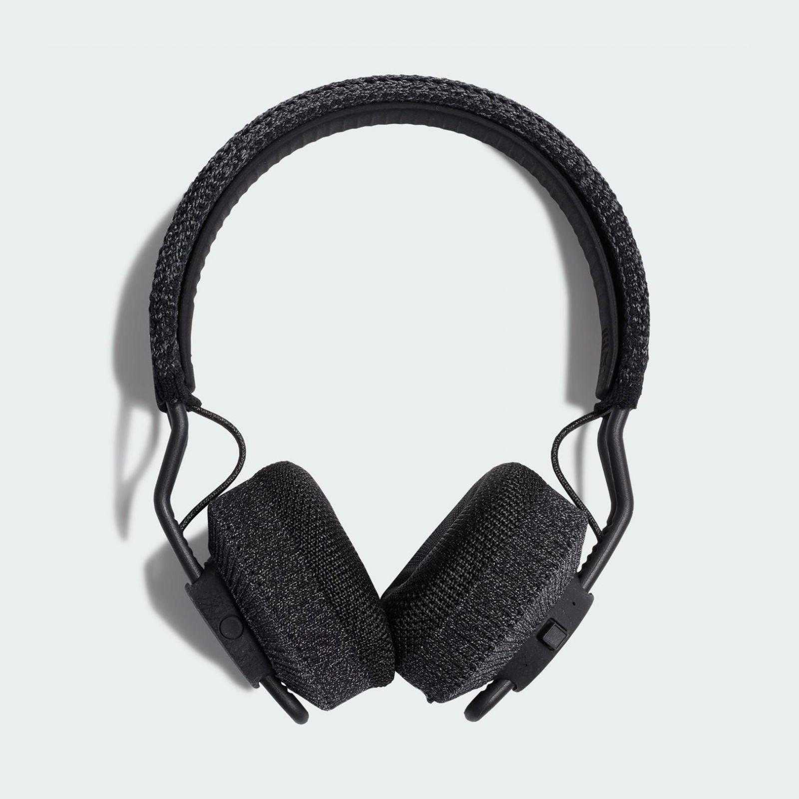 IFA 2019. Наушники с трикотажной оплёткой от Adidas