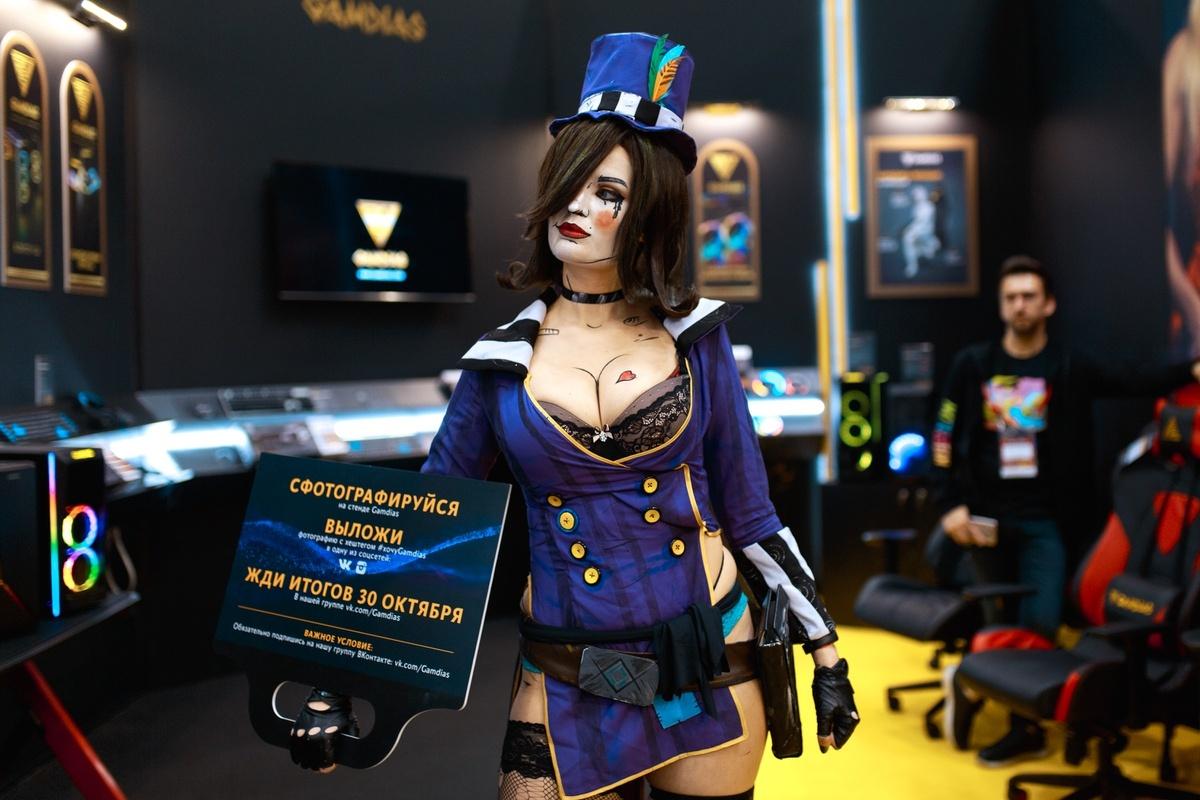 18+. Самый необычный косплей. ИгроМир и Comic Con Russia 2019. День 2