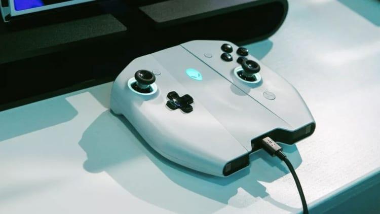 CES 2020. Alienware показала приставку, похожую на Nintendo Switch