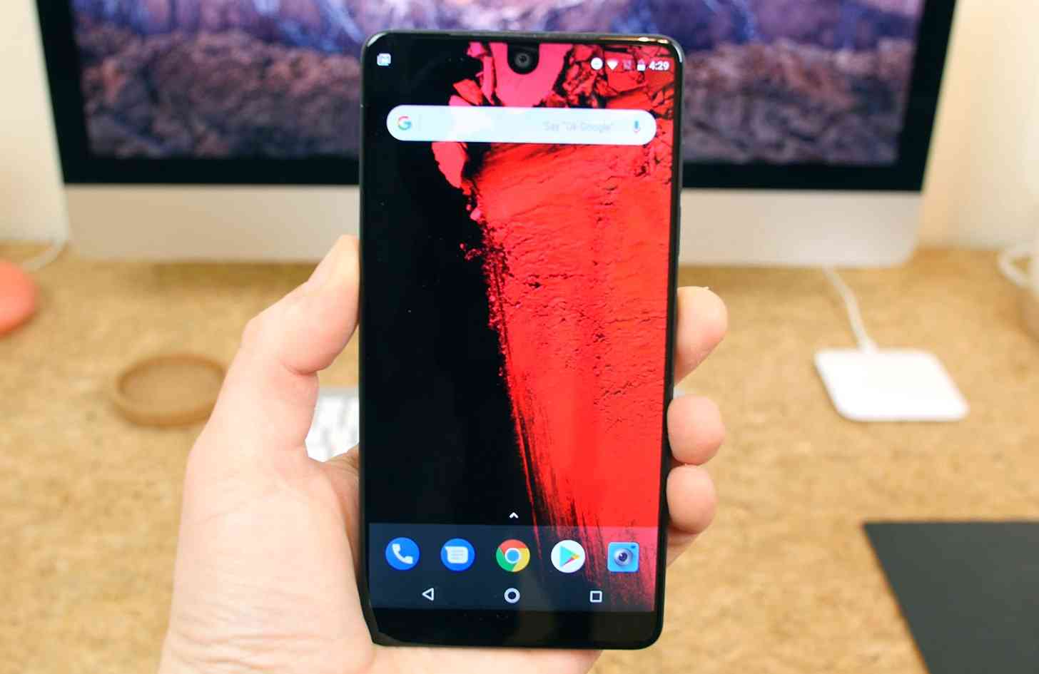 Создатель Android закрывает компанию Essential Phone Создатель Android закрывает компанию Essential Phone