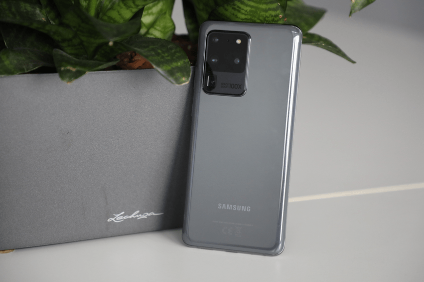Возможно, проблему с автофокусом Galaxy S20 Ultra устранить невозможно Возможно, проблему с автофокусом Galaxy S20 Ultra устранить невозможно
