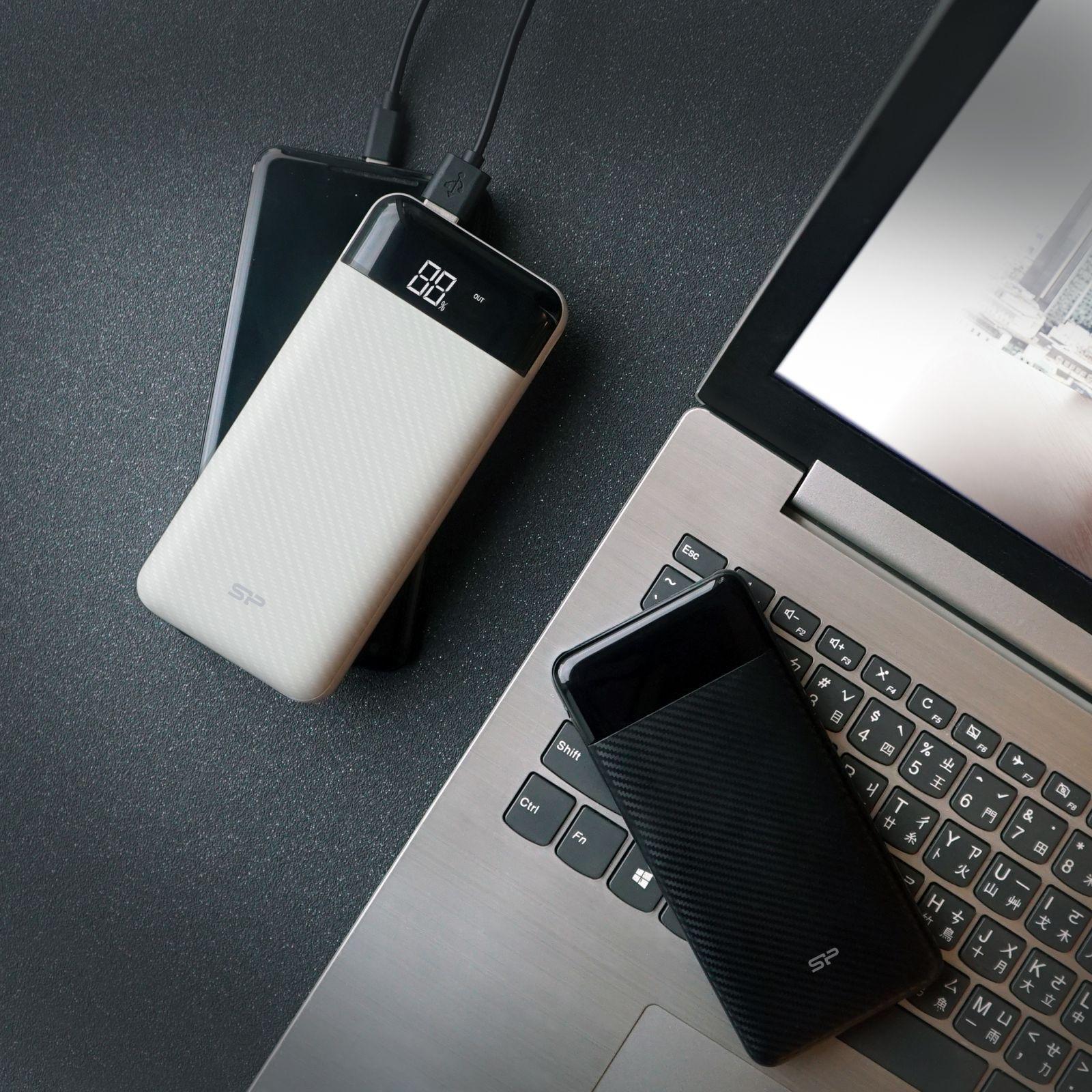 Silicon Power выпустил аж 5 новых внешних аккумуляторов Silicon Power выпустил аж 5 новых внешних аккумуляторов