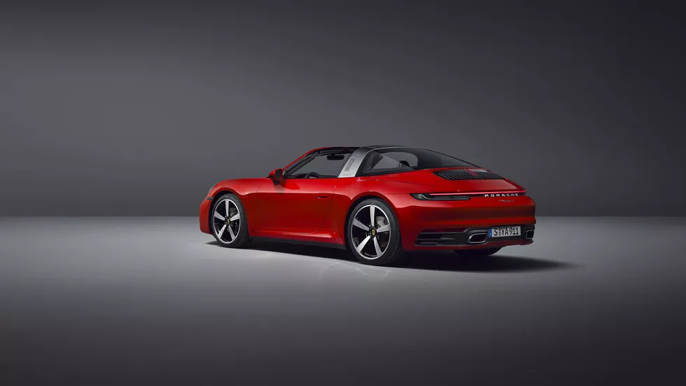 Porsche представил 911 Targa. Выйдет в 2021 году