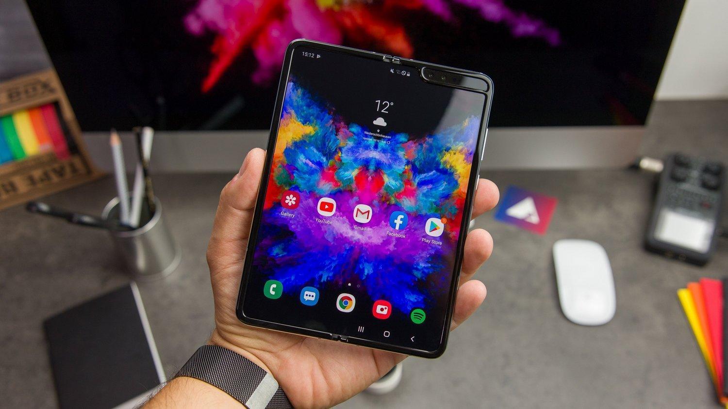 androidpit-samsung-galaxy-fold-test-foto-8_large