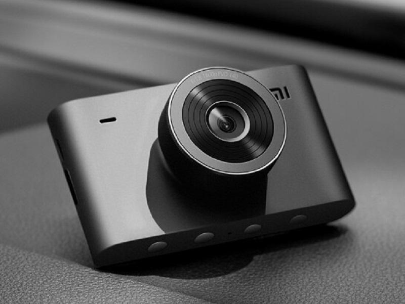 Xiaomi выпустила видеорегистратор Mi Smart Dashcam за 56 долларов