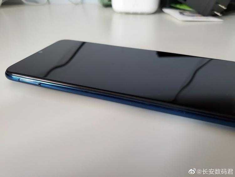 В сеть утекла фотография Honor X10 Max