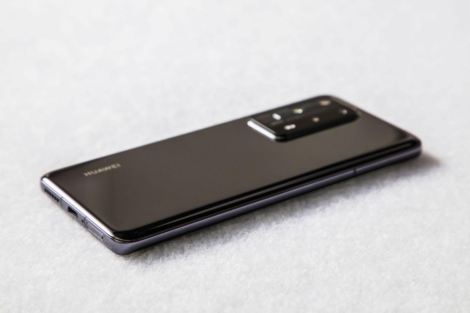 Huawei запускает смартфон Huawei P40 Pro+ в России Huawei запускает смартфон Huawei P40 Pro+ в России Huawei запускает смартфон Huawei P40 Pro+ в России