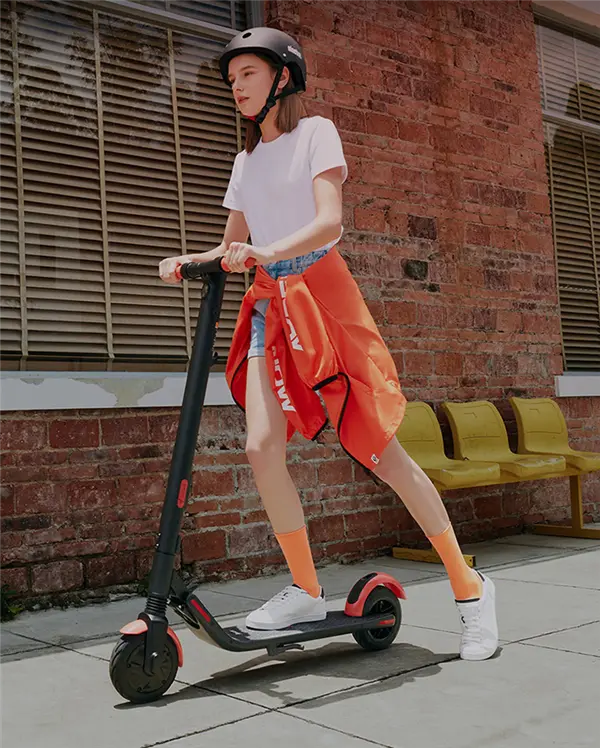Xiaomi представила электросамокат Ninebot ES1L
