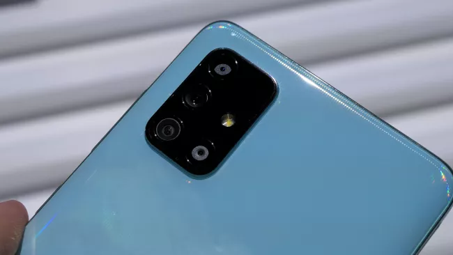 Galaxy A72 станет первым смартфоном Samsung с пентакамерой