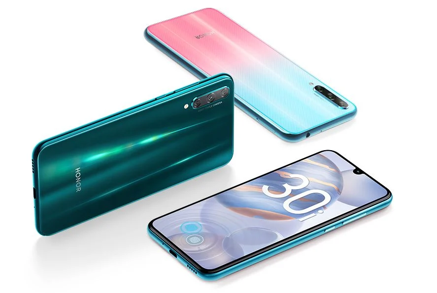 Honor представила в России смартфон Honor 30i