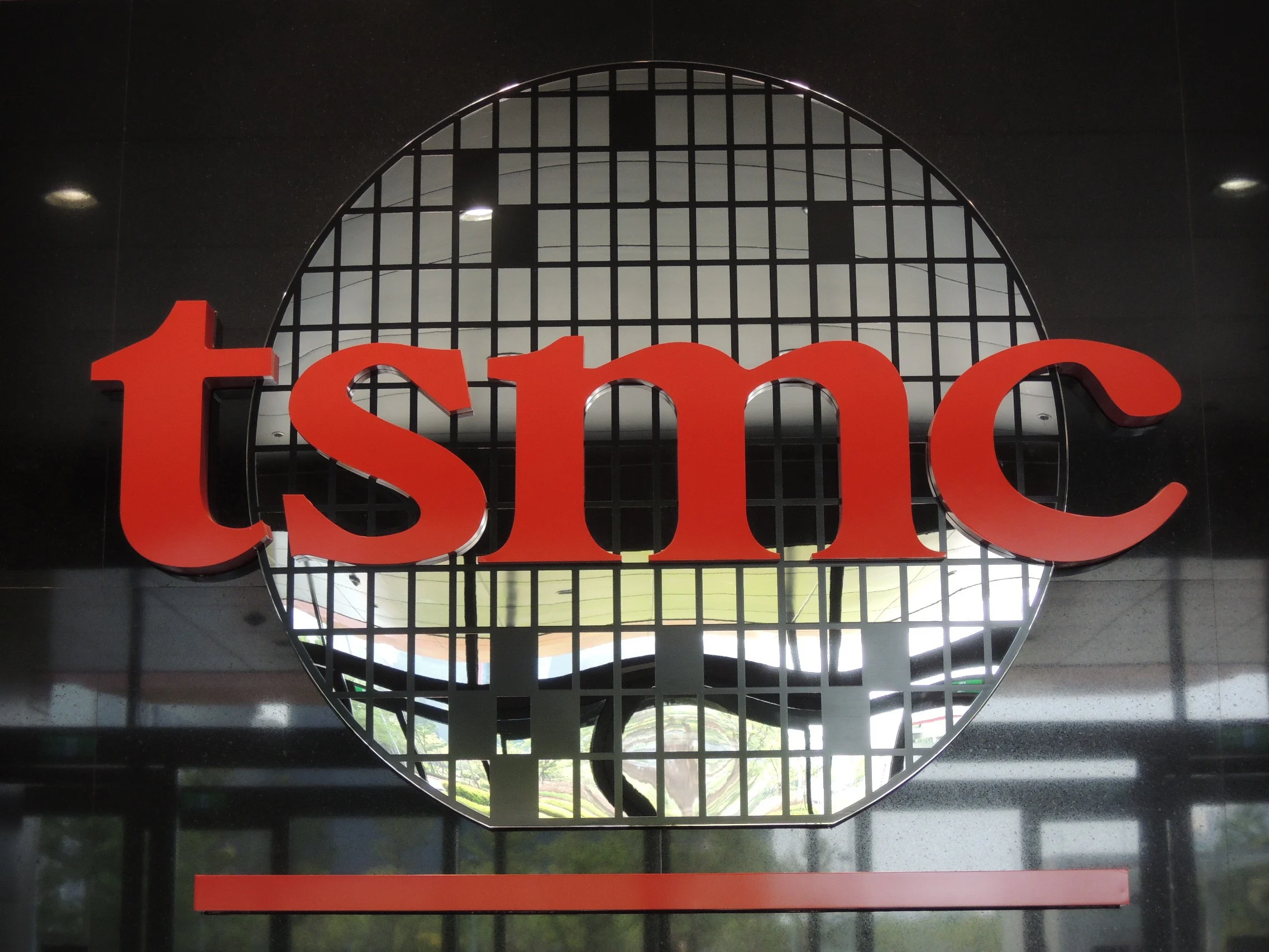 TSMC будет производить 5-нм чипы только для Apple