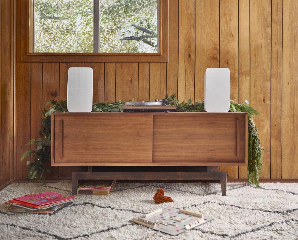 Sonos выпустил динамик Five и сабвуфер Sub