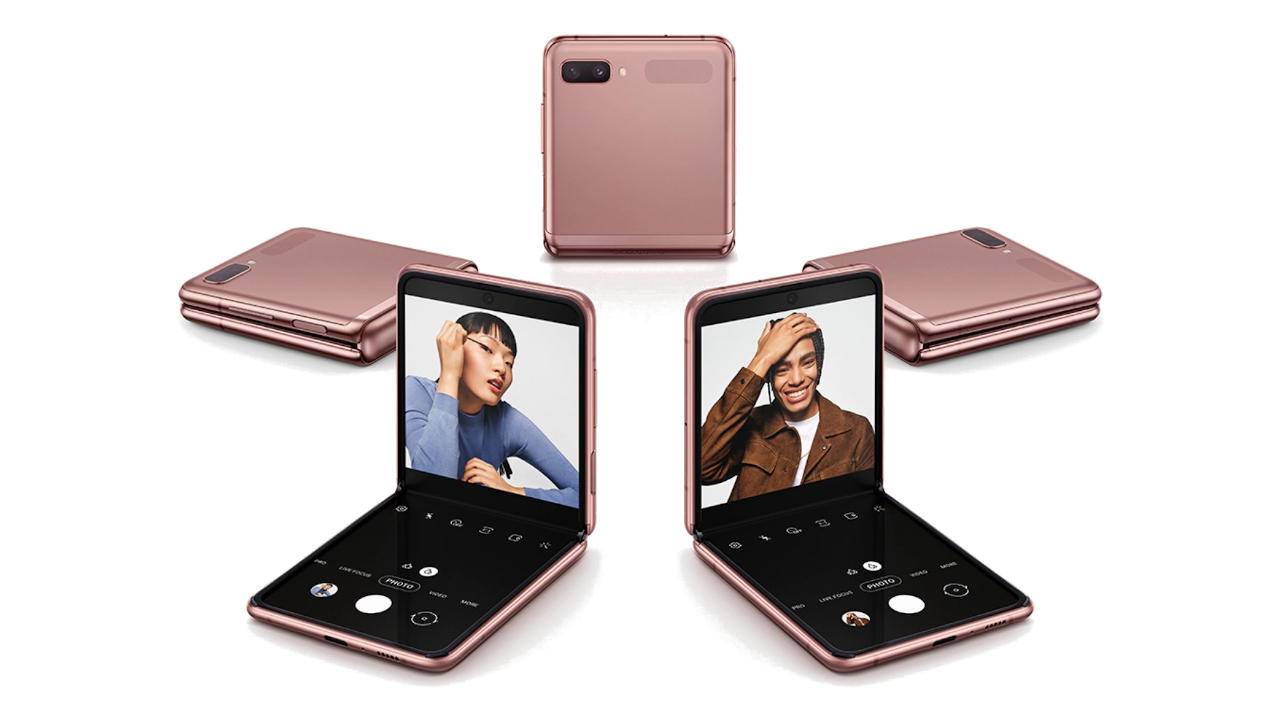 Складной смартфон Samsung Galaxy Z Flip получил Android 11 на месяц раньше обещанного