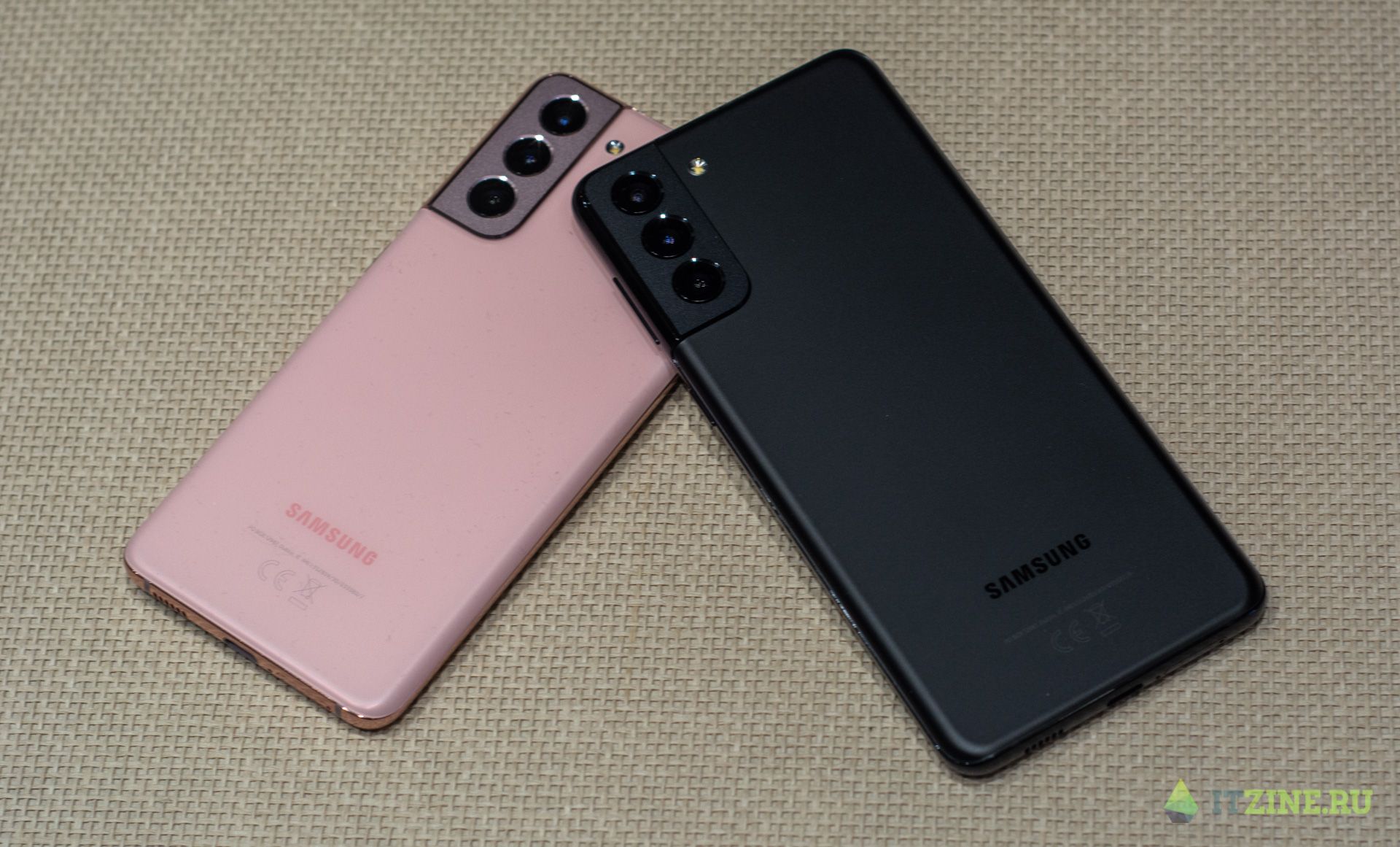 Samsung показал смартфоны Galaxy S21 и Galaxy S21+ ()