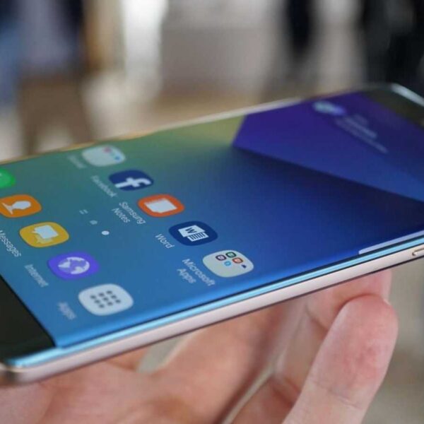 Samsung приостанавливает производство Galaxy Note 7 (Samsung Galaxy Note 7 iPhone 7 Plus review apple buy USA Russia 2)