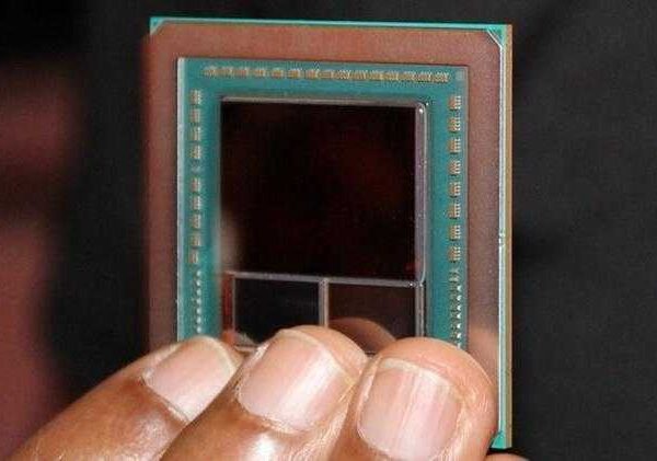CES 2017. Фото нового графического процессора AMD Vega 10 (AMD Vega GPU 2)
