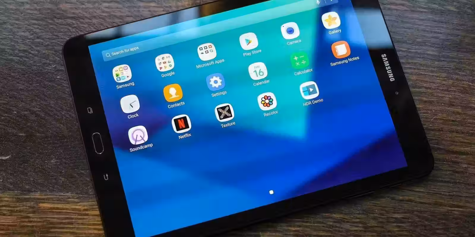 MWC 2017. Samsung показала новые планшеты и шлем 2 samsung galaxy tab s3 3258