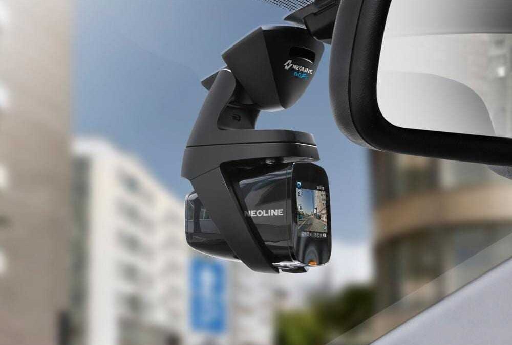 Видеорегистратор Neoline EVO Z1 крепление к зеркалу