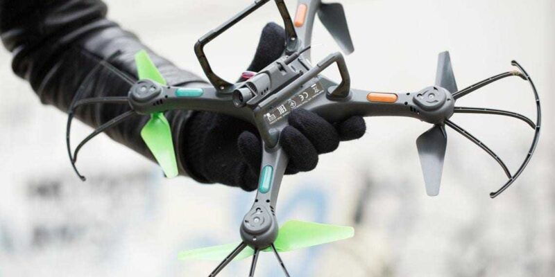 ARCHOS начинает продажи своего первого квадрокоптера в России (Archos Drone 011)