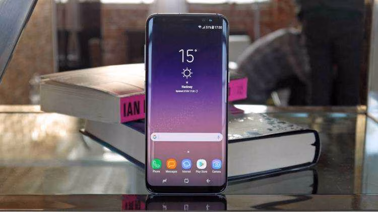 Samsung выпустит Galaxy S8 без ассистента Bixby 2 Five genuine reasons why you should consider buying the Samsung Galaxy S8. 750 1