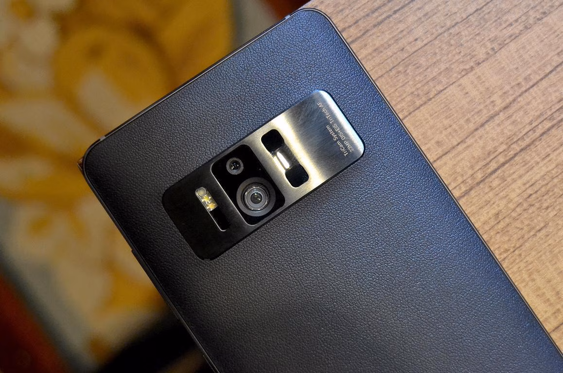 Computex 2017. ASUS выпустила смартфон ZenFone AR 4 ASUS ZenFone AR AA 9 e1496116512929